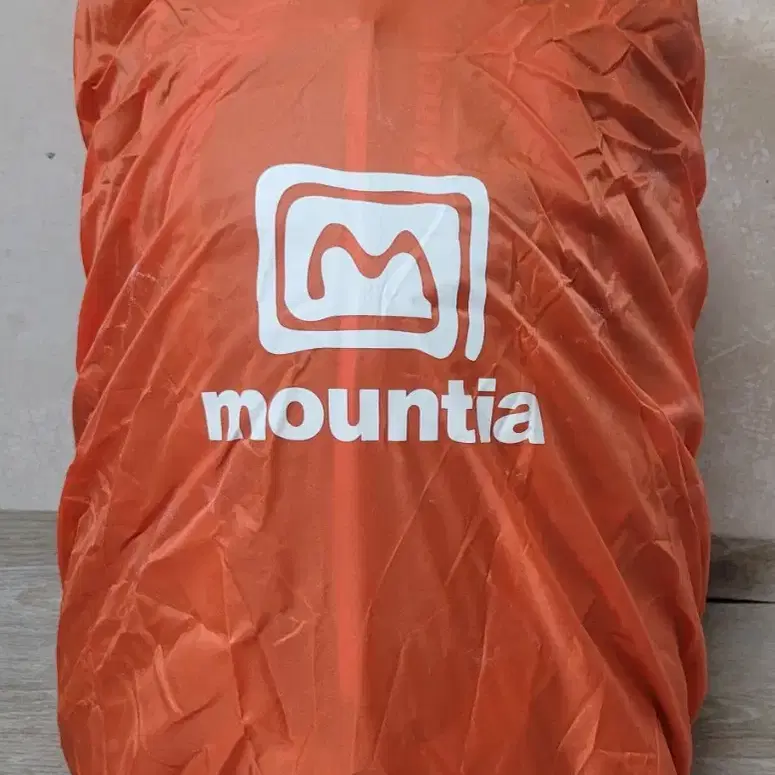 마운티아 MOUNTIA Tramp 30 등산배낭 여행캠핑백팩