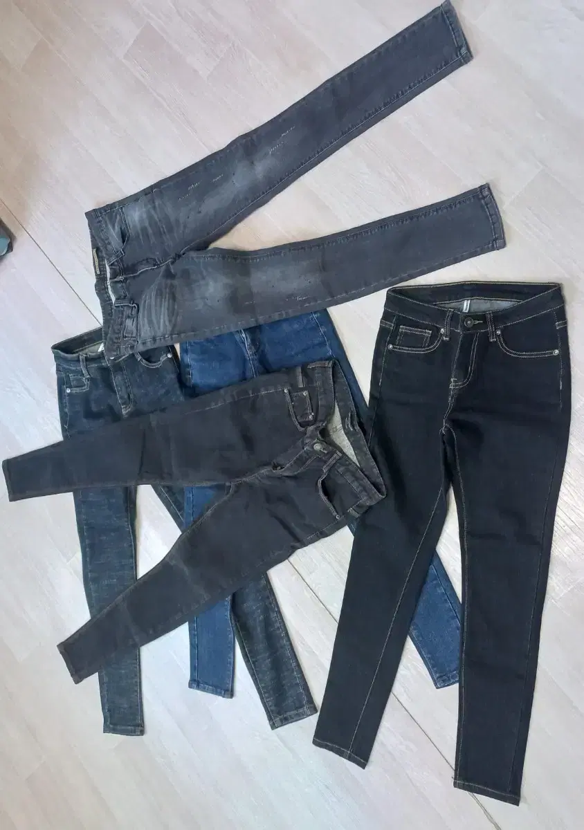 Women's Skinny Jeans (S/26/5)