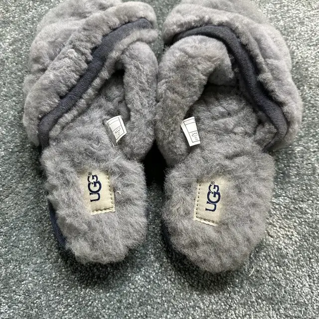 9-9 UGG 어그슬리퍼 사이즈230 상태좋음