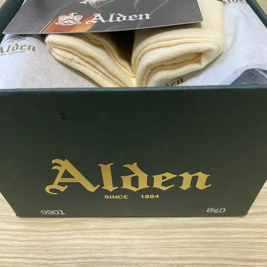 알든 alden 9901 8.5d 새제품(슈트리 포함)