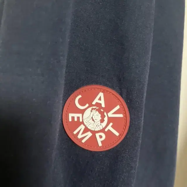 CAV EMPT 카브엠트 풀오버