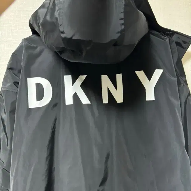 DKNY 백로고 리버시블 점퍼