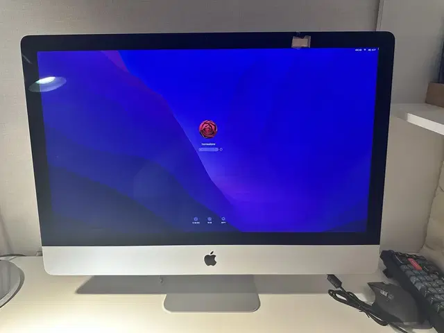 Apple iMac (Retina 5K 27-inch Late 2015)