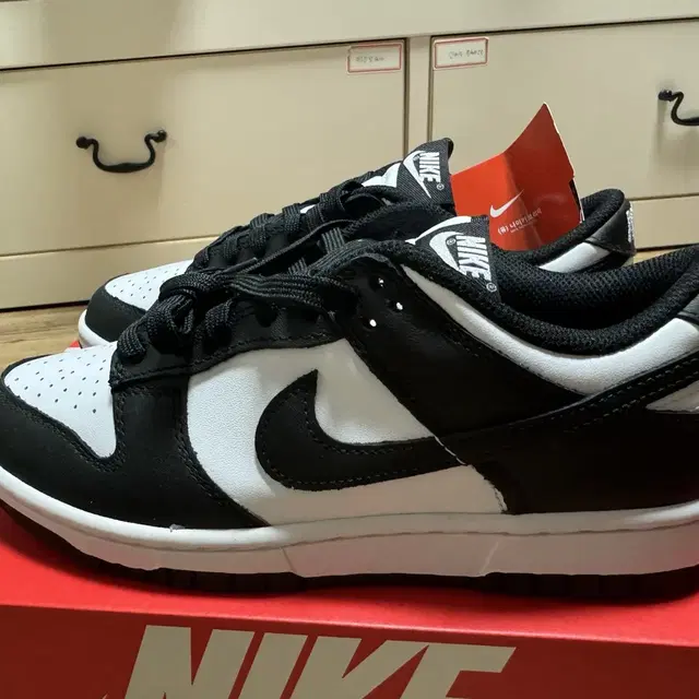 (W) nike dunk low black 245