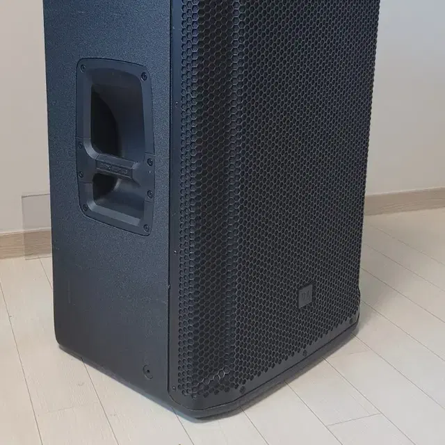 JBL SRX815P 액티브 엠프내장형스피커