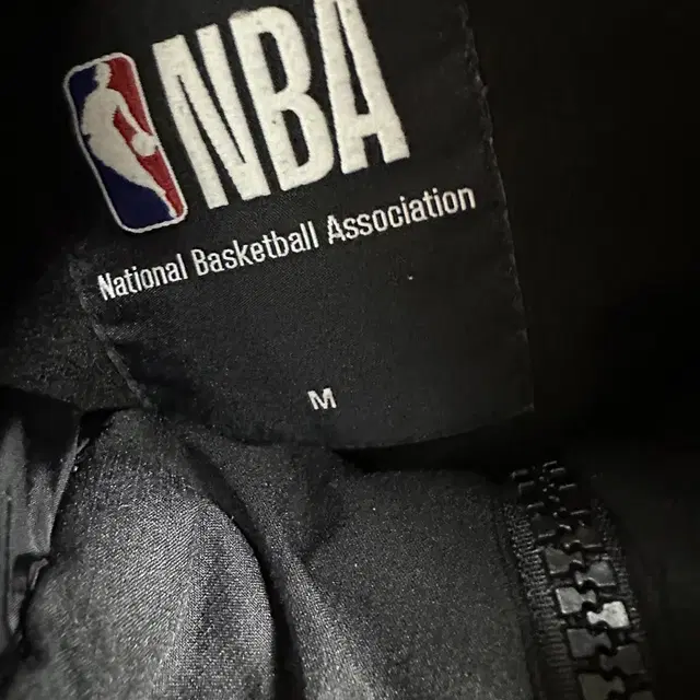 NBA  오리털패딩조끼 M