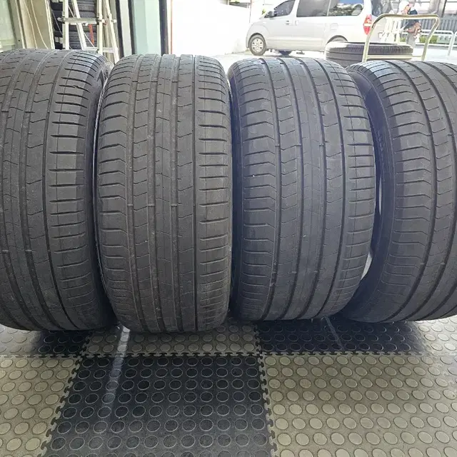 275/40R21 / 315/35R21  피렐리 런플렛 1대분