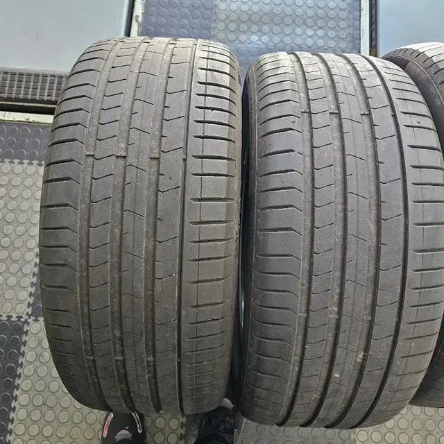 275/40R21 / 315/35R21  피렐리 런플렛 1대분