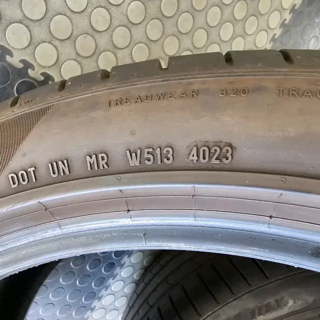 275/40R21 / 315/35R21  피렐리 런플렛 1대분