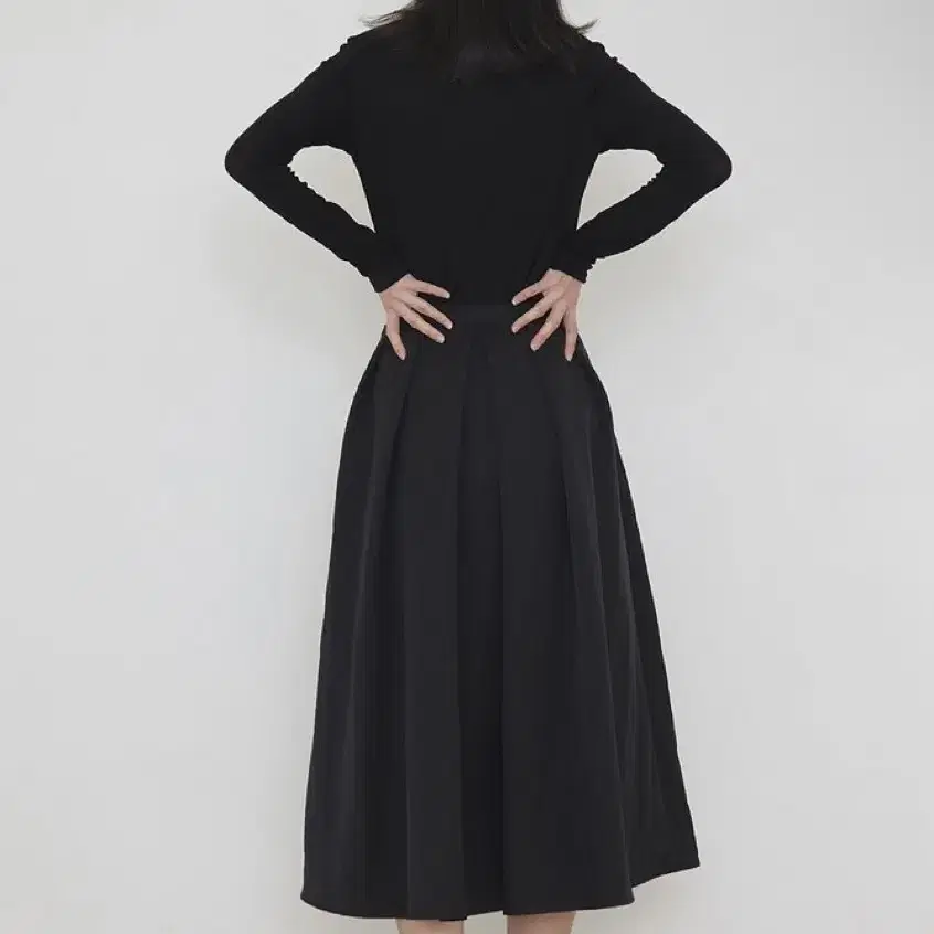 마누엘에기욤 스커트 Moist full black skirt 66