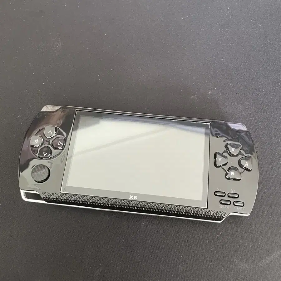 PSP 닮은 레트로 게임기 판매합니다