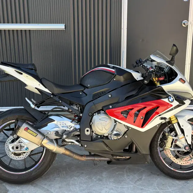 S1000rr/14년 순정카울 아크라풀배기 전국최저가 급매합니다.