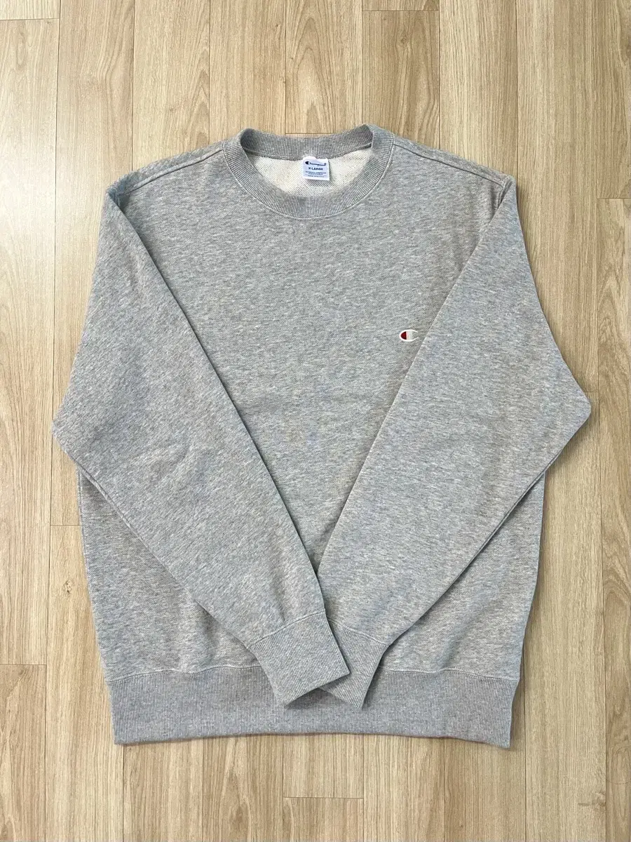 Champion Sweatshirt Tops