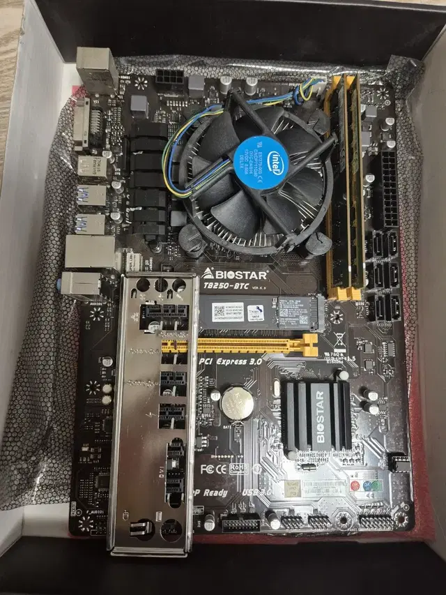 메인보드, CPU, RAM, SSD 반본체 (부분 신품)