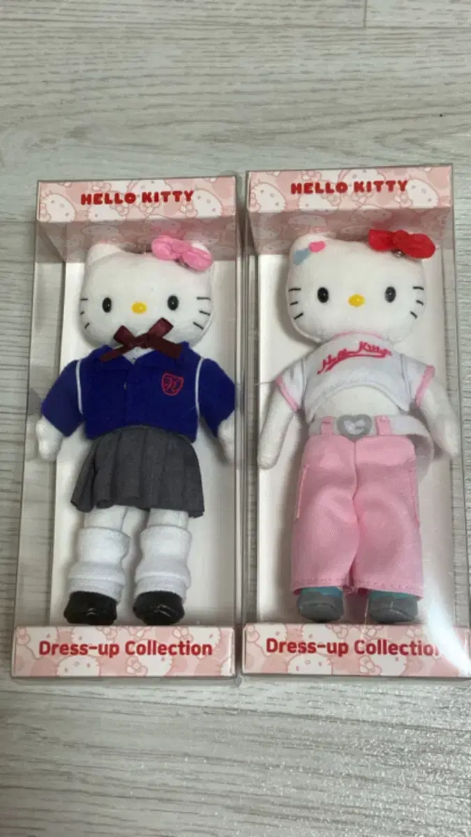 Gangnam Shinsegae Hello Kitty dolls