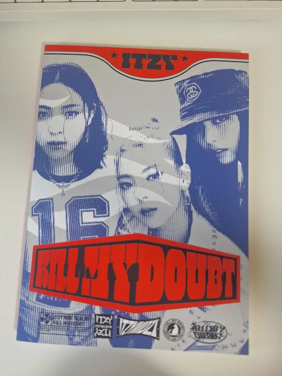 itzy mini-album BORN TO BE