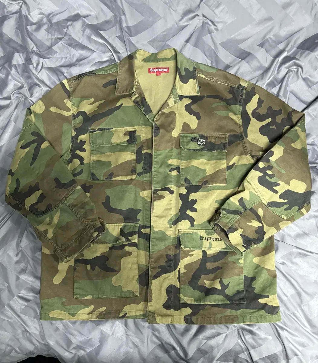 Supreme Melvins Camo Jacket size L