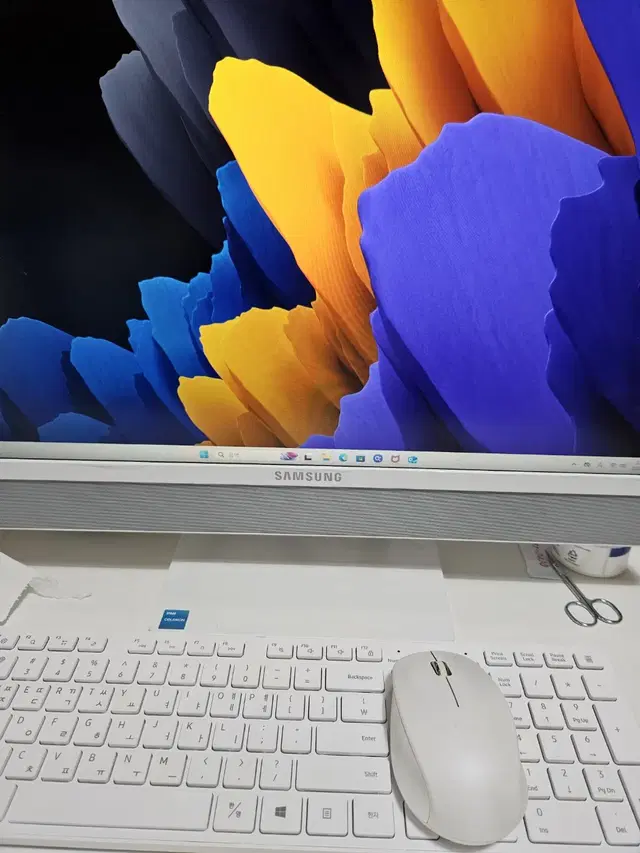 삼성 올인원PC DM530ADA-L15A 팝니다 [급매 20만]