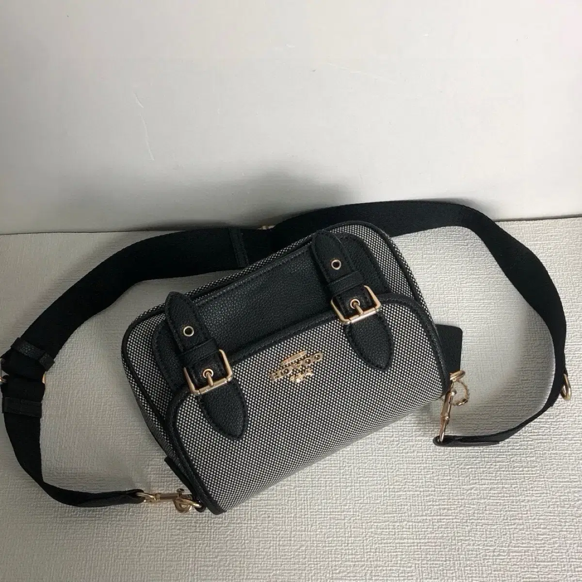 코치(COACH) CA622 OS Lucy Crossbody 여자 크로스