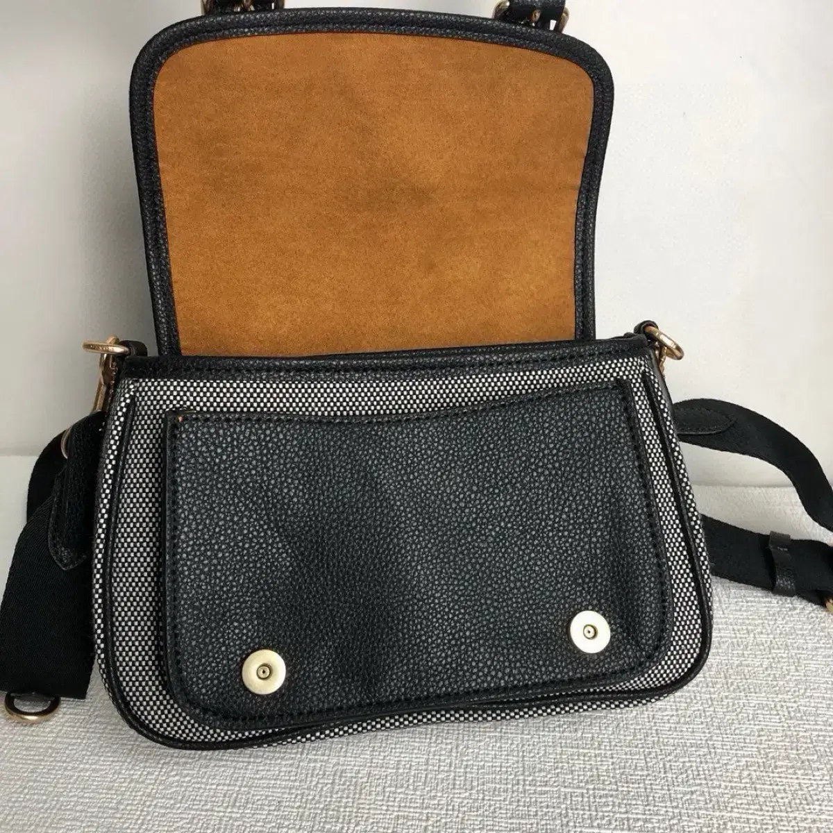 코치(COACH) CA622 OS Lucy Crossbody 여자 크로스