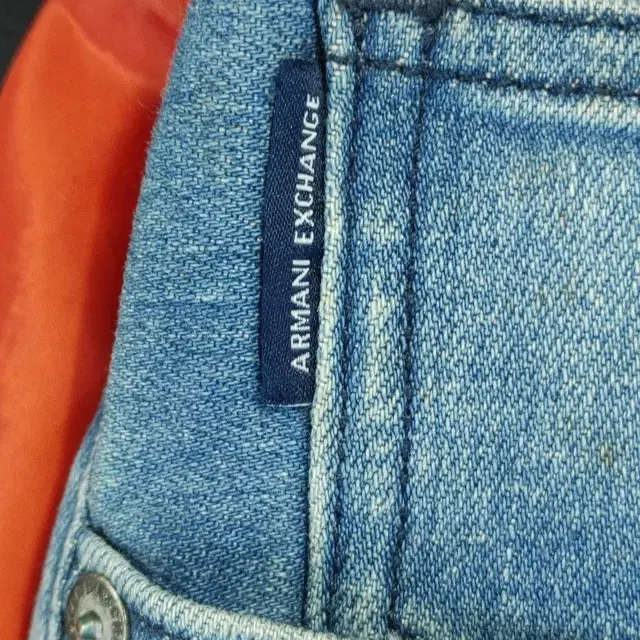 ARMANI EXCHANGE 아르마니 익스체인지 일자 스판데님