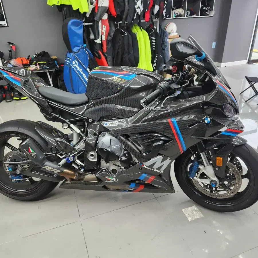 M1000rr