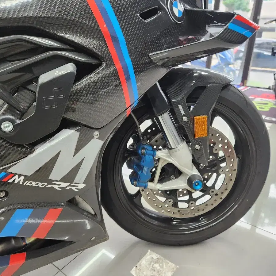 M1000rr