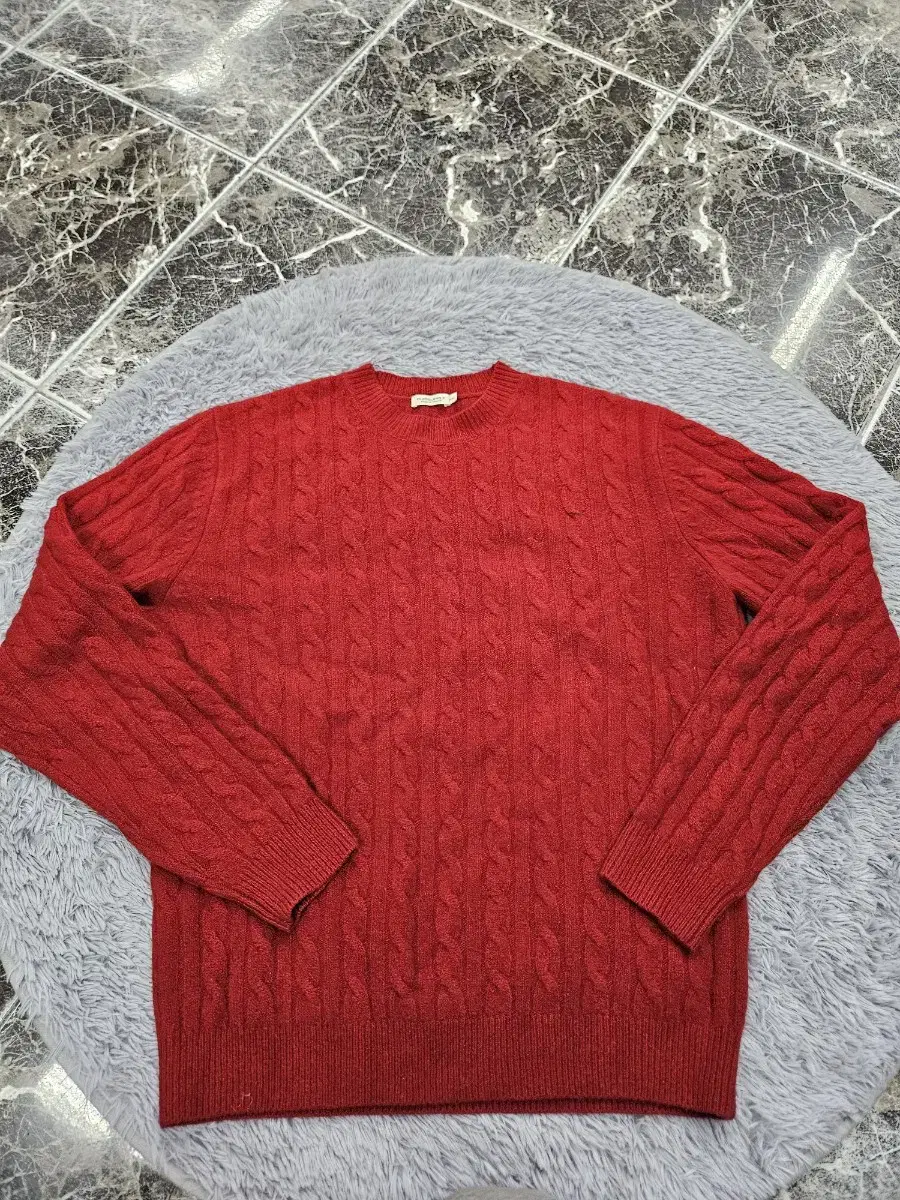 2XL Suit Supply Cable Knit