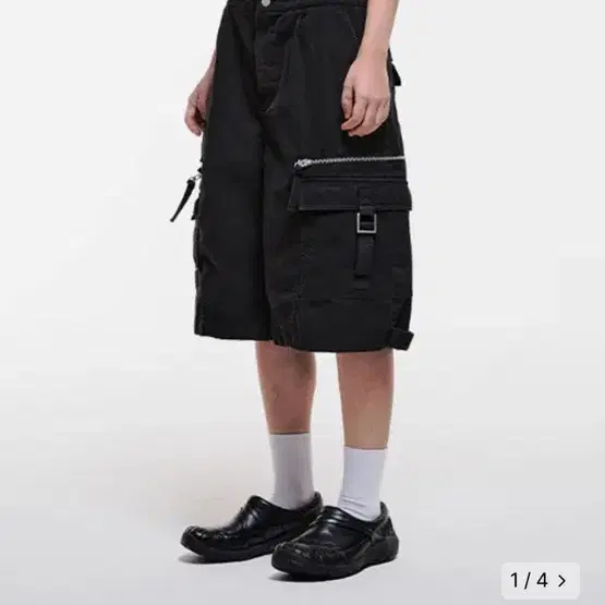 더콜디스트모먼트 TCM technical half pants 하프팬츠 S