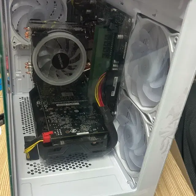 게임용 컴퓨터 R5 -3600 & gtx1070