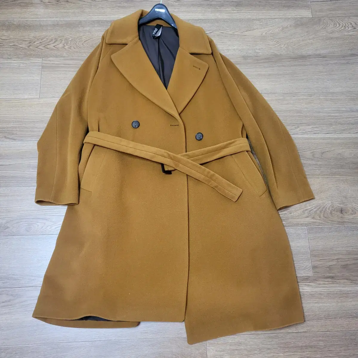 Hevo Italian wool coat [50]