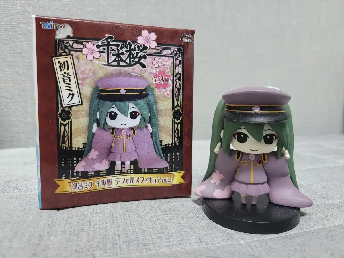 Hatsune Miku Tenbonen Deforme Figures