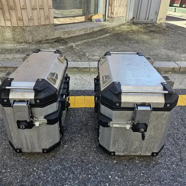 기비 사이드 박스 37L 48L GIVI 아웃백 37/48리터 - OBK