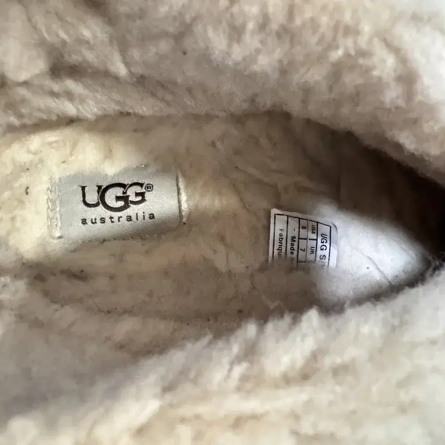 ugg 어그 Neusid 260판매