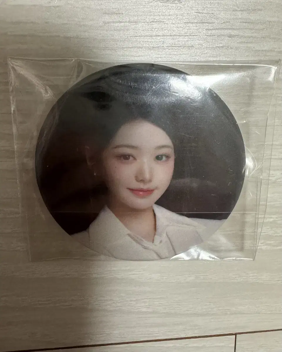 ive cinema pop up jang wonyoung pinbutton