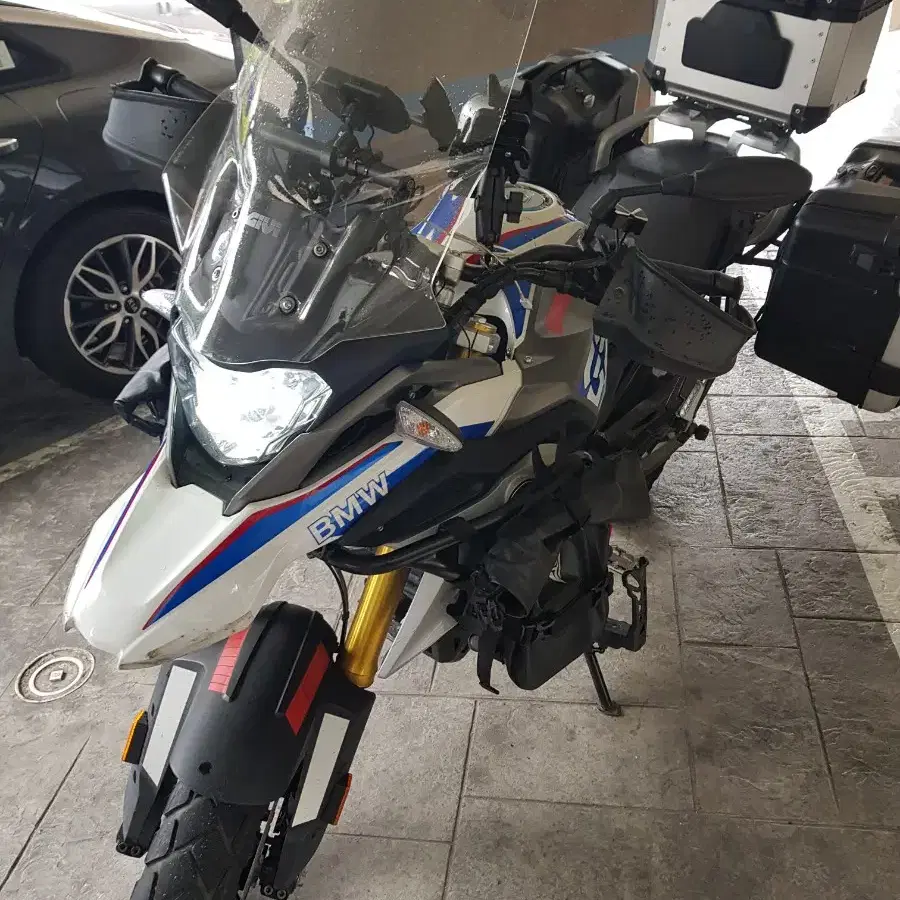 이번주만340에 급매  네고 불가G310GS 20년식 18@@@KM