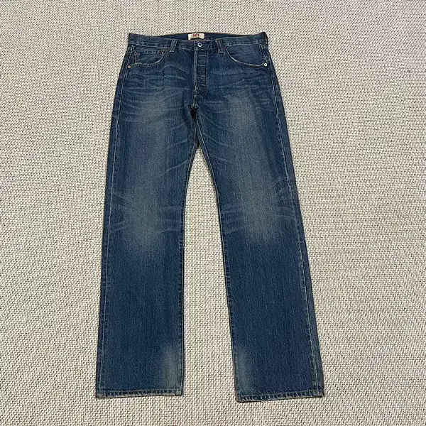 34 Levi's 501 Dated Jeans N.5630