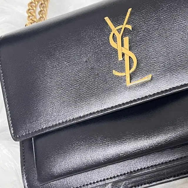 입생로랑 YSL 선셋백 미디움 금장