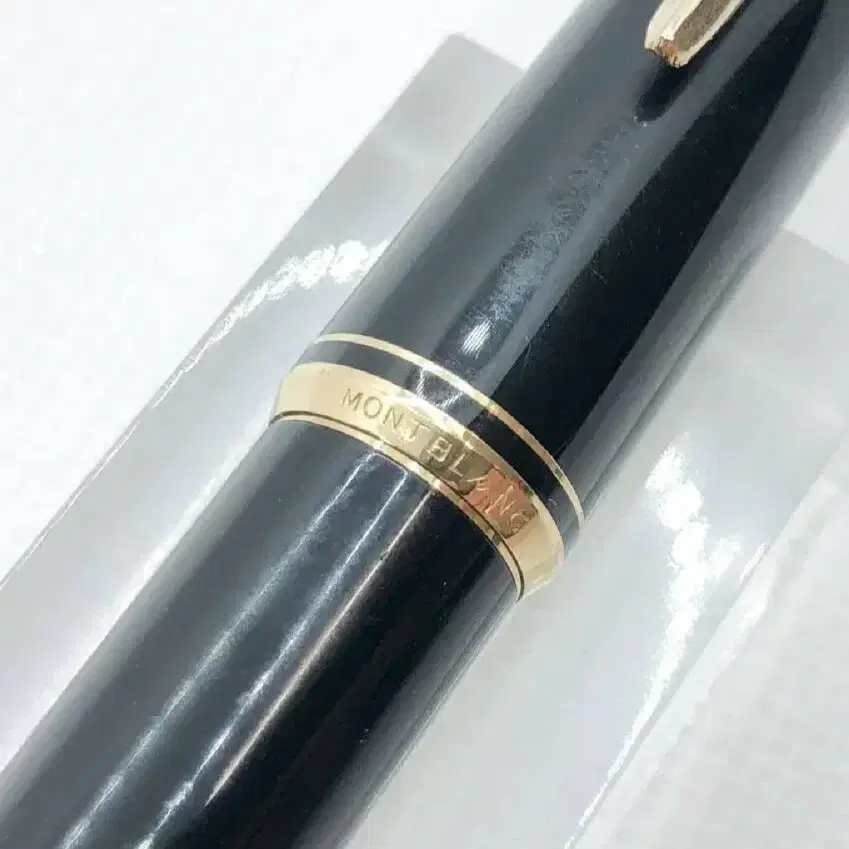 몽블랑 221 만년필 Montblanc 221 [14k Gold]