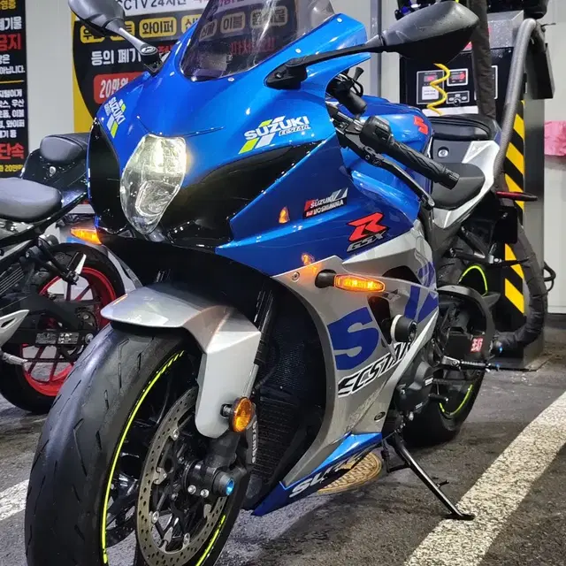 스즈키 GSXR1000 21년식