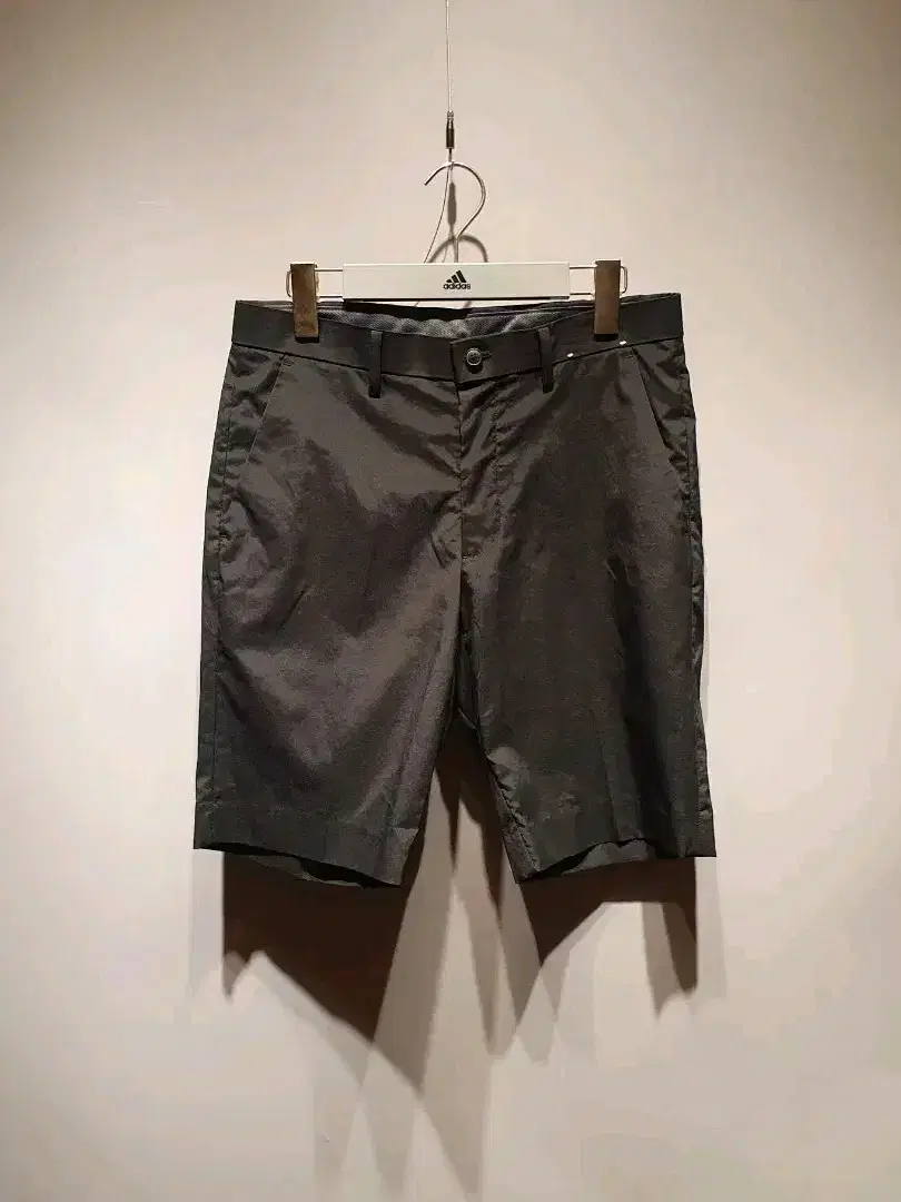 [Free Shipping] Uniqlo Men's Vahn Black S