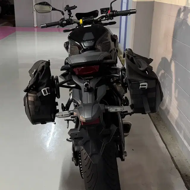 CB650R 판매합니다