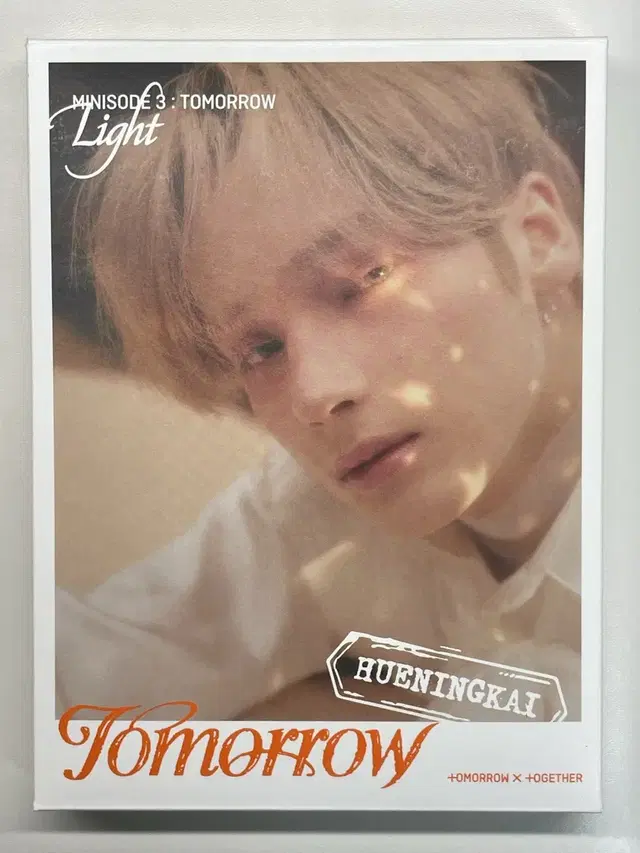 포카X))TOMORROW Light ver. 휴닝카이 앨범