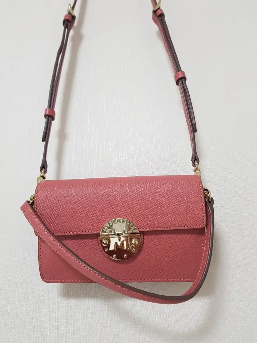 MetroCity Mini Crossbody and Toddler Bag ï¿½ Nearly New