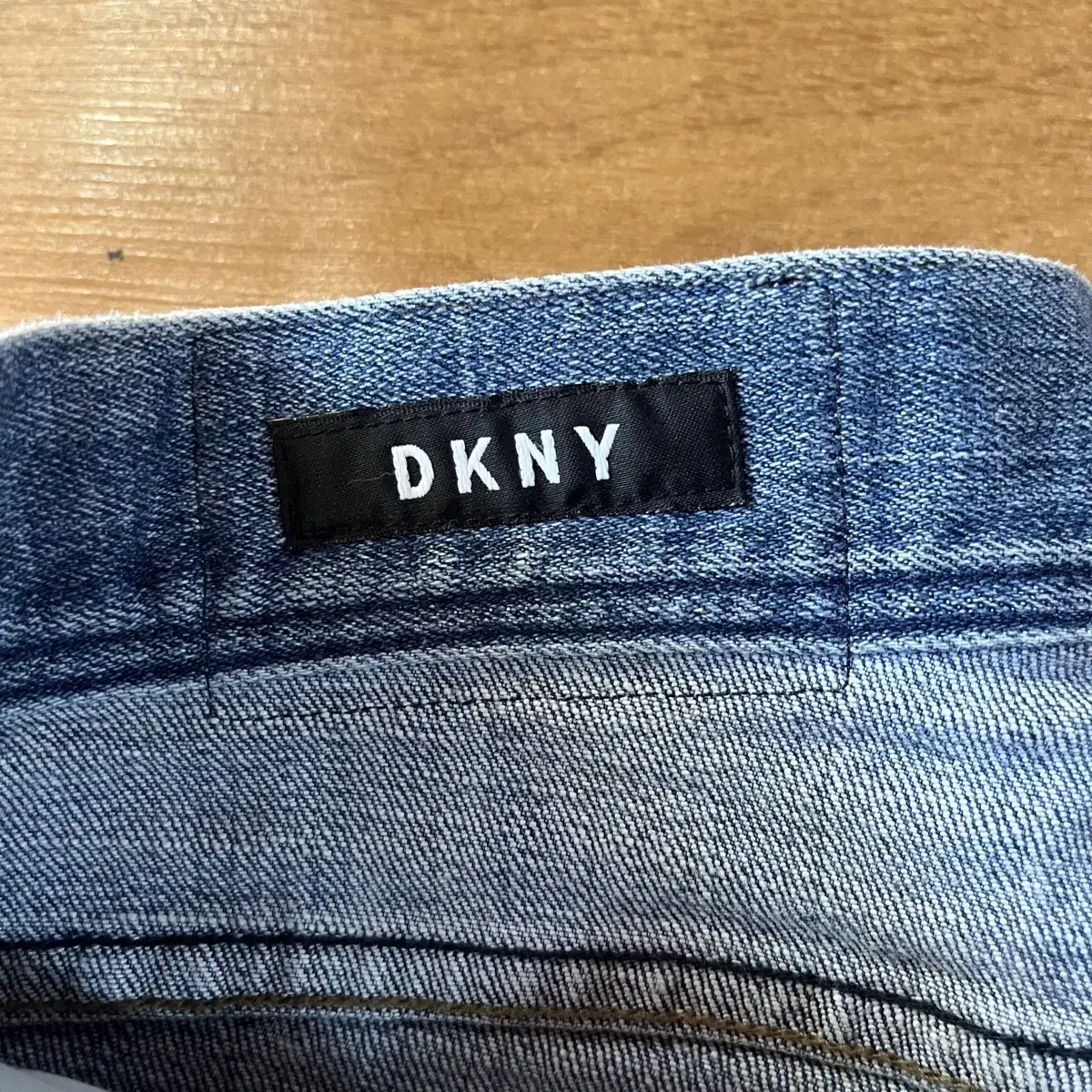 [33] dkny 연청바지