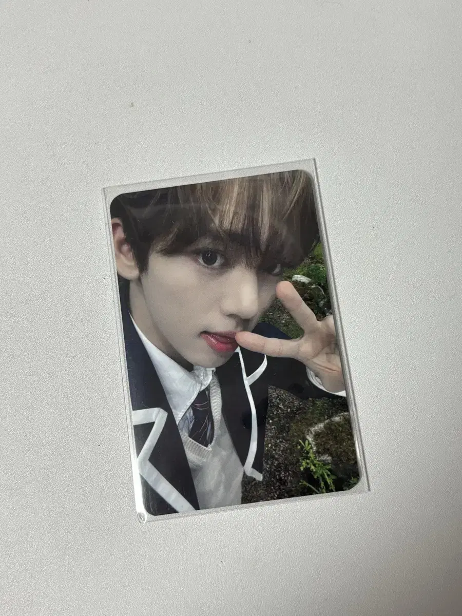 Zerobaseone han yujin zerozone zhongkong photocard