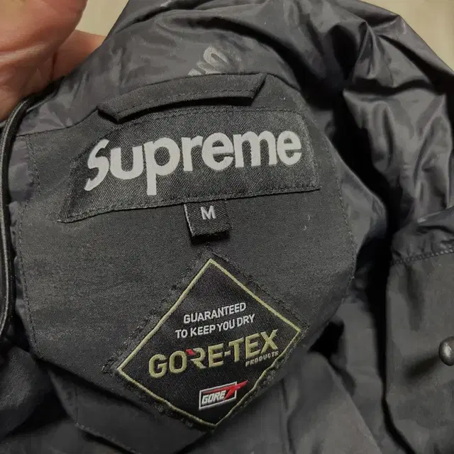 21fw supreme Goretex tech shell jacket