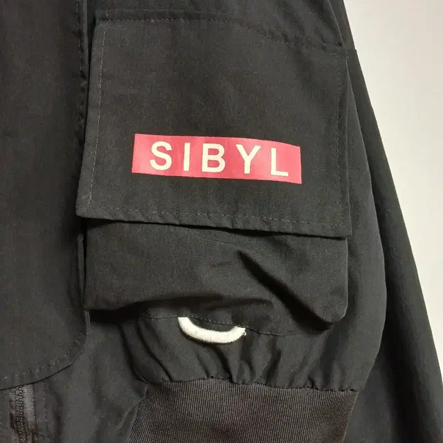 SIBYL 스타일리쉬 오버핏 크롭 아우터