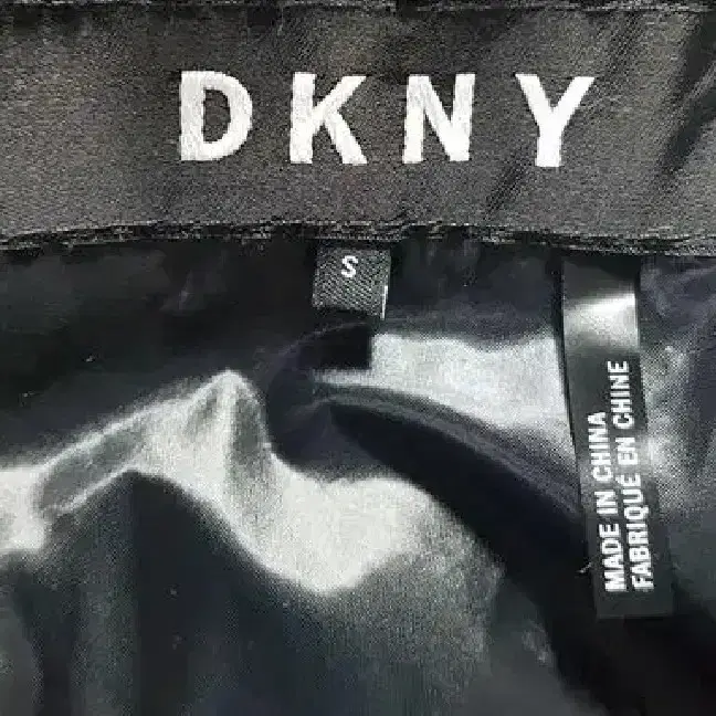 여90사이즈) DKNY 오리털 패딩