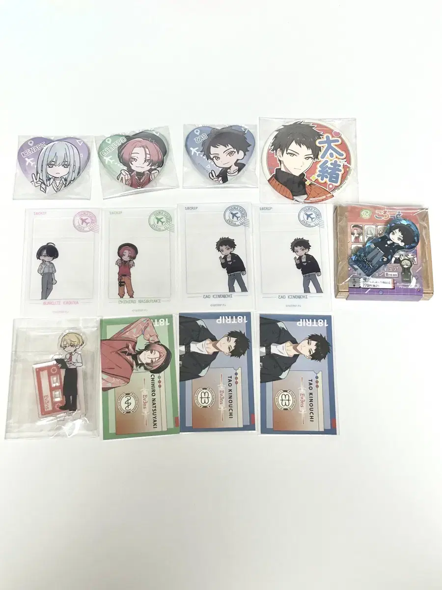 18trip Eitri Raito Kinari Chihiro Tao Muneuji Can Badge Business Card